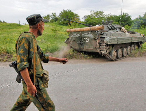 Armed man. Donbass. Photo: Russkaya Vesna (Russian Spring), http://rusvesna.su Armed man. Donbass. Photo: Russkaya Vesna (Russian Spring), http://rusvesna.su