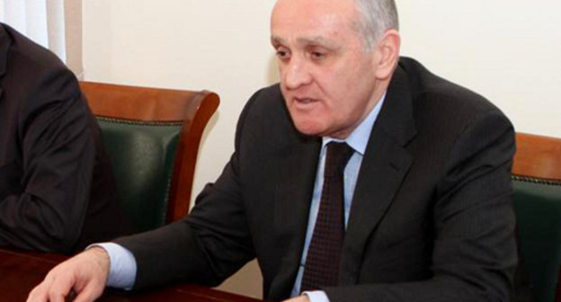 Alexander Ankvab. Sukhum, March 24, 2014. Photo © Ministry of Communications and Mass Media of the Abkhazian President, http://www.abkhaziagov.org/president/press/photo/2014-03-24-140000 Alexander Ankvab. Sukhum, March 24, 2014. Photo © Ministry of Communications and Mass Media of the Abkhazian President, http://www.abkhaziagov.org/president/press/photo/2014-03-24-140000