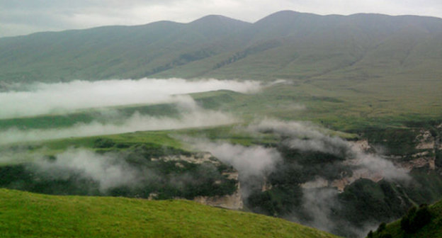 Mountains in the Naur District of Chechnya. Photo R S G, http://www.odnoklassniki.ru/group/50747788820557 Mountains in the Naur District of Chechnya. Photo R S G, http://www.odnoklassniki.ru/group/50747788820557