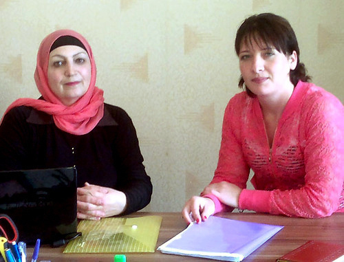 Plaintiff Madina Khadjimustafova (to the right) and her advocate Tamila Tram. Karachaevsk, June 4, 2014. Photo by Asya Kapaeva for the "Caucasian Knot" Plaintiff Madina Khadjimustafova (to the right) and her advocate Tamila Tram. Karachaevsk, June 4, 2014. Photo by Asya Kapaeva for the "Caucasian Knot"