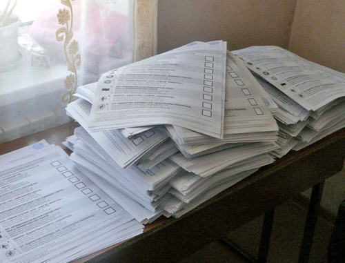 Ballot papers at the parliamentary elections in South Ossetia. Tskhinvali, June 8, 2014. Photo by Maria Kotaeva for the ‘Caucasian Knot’. Ballot papers at the parliamentary elections in South Ossetia. Tskhinvali, June 8, 2014. Photo by Maria Kotaeva for the ‘Caucasian Knot’.