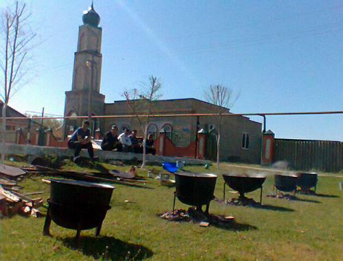 Mosque of Tukui-Mekteb aul (village), Stavropol Territory. Photo: http://www.islamnews.ru Mosque of Tukui-Mekteb aul (village), Stavropol Territory. Photo: http://www.islamnews.ru