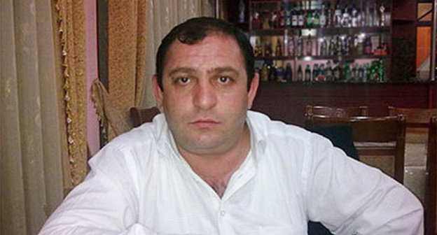 Zabil Mugabiloglu, the editor-in-chief of the new website "Gunxeber.com" and the editor of the newspaper "Yeni Musavat". Photo: Institute for Democracy and Human Rights (c) 2014, http://aidhr.org/ Zabil Mugabiloglu, the editor-in-chief of the new website "Gunxeber.com" and the editor of the newspaper "Yeni Musavat". Photo: Institute for Democracy and Human Rights (c) 2014, http://aidhr.org/