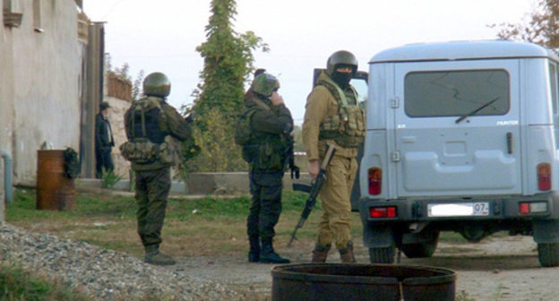 Law enforcers in Dugulubgey village, Baksan District, Kabardino-Balkaria. Photo from MIA press-service archive, 07.mvd.ru Law enforcers in Dugulubgey village, Baksan District, Kabardino-Balkaria. Photo from MIA press-service archive, 07.mvd.ru