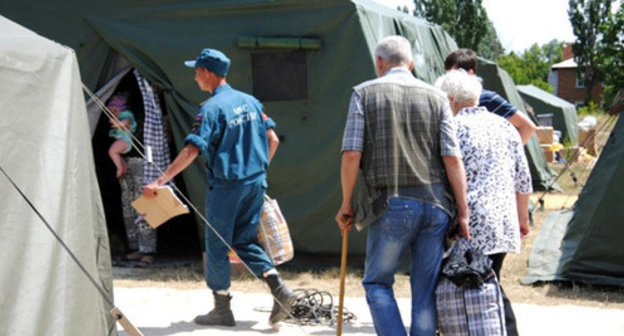 Ukrainian refugees in a regional temporary accommodation centre. June 2014. Photo: the Rostov regional department of the Russian Ministry for Emergencies (MfE) Ukrainian refugees in a regional temporary accommodation centre. June 2014. Photo: the Rostov regional department of the Russian Ministry for Emergencies (MfE)