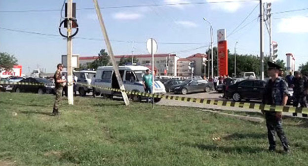 Law enforcers at the place of the killing of the accused of the murder of the policeman. Grozny, July 3, 2014. Screenshot of a video of the press service of the Ministry of Internal Affairs (MIA) of Chechnya Law enforcers at the place of the killing of the accused of the murder of the policeman. Grozny, July 3, 2014. Screenshot of a video of the press service of the Ministry of Internal Affairs (MIA) of Chechnya