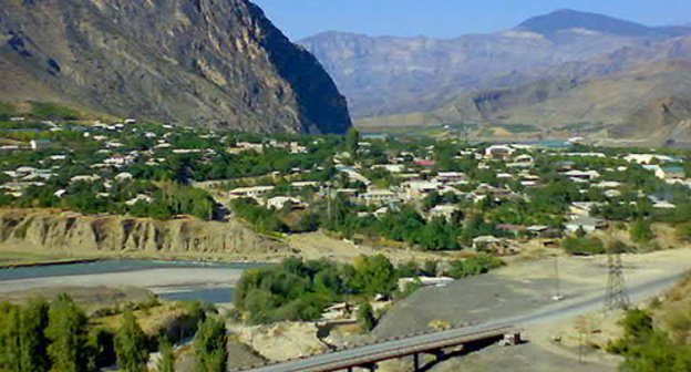 Maidanskoe village, Dagestan. Photo by Isa Aliev, http://odnoselchane.ru/?page=photos_of_category§1175&com=photogallery Maidanskoe village, Dagestan. Photo by Isa Aliev, http://odnoselchane.ru/?page=photos_of_category§1175&com=photogallery