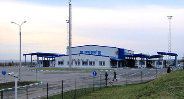 Checkpoint "Donetsk" in Rostov Region. Photo: http://www.yuga.ru/news/336756 Checkpoint "Donetsk" in Rostov Region. Photo: http://www.yuga.ru/news/336756