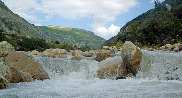 Enkhe river. Photo by the "Caucasian Knot" correspondent Akhmednabi Akhmednabiev (perished on July 9, 2013) Enkhe river. Photo by the "Caucasian Knot" correspondent Akhmednabi Akhmednabiev (perished on July 9, 2013)