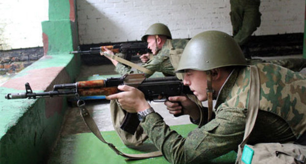 Russian soldiers taking part in the international competition ‘Warrior of Commonwealth’. Photo: official website of Russia’s Ministry of Defense, July 2014, http://function.mil.ru/news_page/world/more.htm?id=11969481@egNews Russian soldiers taking part in the international competition ‘Warrior of Commonwealth’. Photo: official website of Russia’s Ministry of Defense, July 2014, http://function.mil.ru/news_page/world/more.htm?id=11969481@egNews
