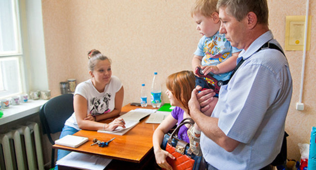 Refugees from Ukraine in Volgograd Region. Photo: official site of the Governor and government of Volgograd Region, http://www.volganet.ru Refugees from Ukraine in Volgograd Region. Photo: official site of the Governor and government of Volgograd Region, http://www.volganet.ru