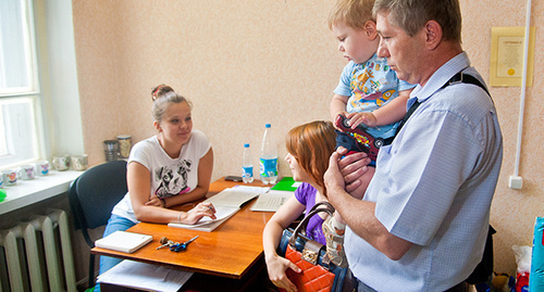 Refugees from Ukraine in Volgograd Region. Photo: official site of the Governor and government of Volgograd Region, http://www.volganet.ru Refugees from Ukraine in Volgograd Region. Photo: official site of the Governor and government of Volgograd Region, http://www.volganet.ru
