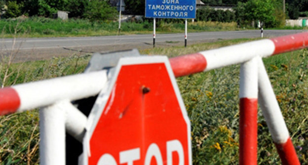 Customs post at the Russian-Ukrainian border. Photo: site of the South Customs Service http://yutu.customs.ru/index.php?option=com_content&view=article&id=25265:2014-07-29-04-53-50&catid=4:news&Itemid=78 Customs post at the Russian-Ukrainian border. Photo: site of the South Customs Service http://yutu.customs.ru/index.php?option=com_content&view=article&id=25265:2014-07-29-04-53-50&catid=4:news&Itemid=78