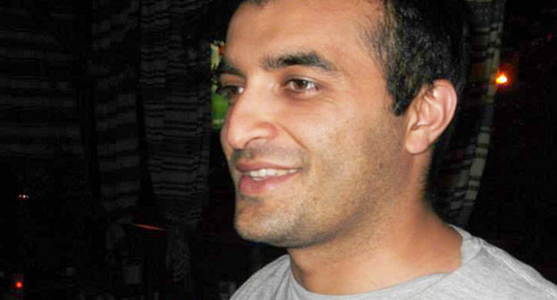 Azerbaijani human rights activist, coordinator of the campaign "Art for Democracy" Rasul Djafarov (Jafarov). Photo from personal Facebook account, http://www.facebook.com/profile.php?id=1387930272 Azerbaijani human rights activist, coordinator of the campaign "Art for Democracy" Rasul Djafarov (Jafarov). Photo from personal Facebook account, http://www.facebook.com/profile.php?id=1387930272