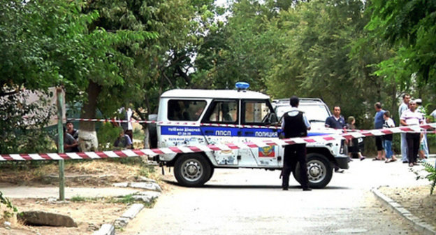 Police at the emergency site, Makhachkala. Photo: press-service of the Ministry of Interior for Dagestan, 05.mvd.ru Police at the emergency site, Makhachkala. Photo: press-service of the Ministry of Interior for Dagestan, 05.mvd.ru