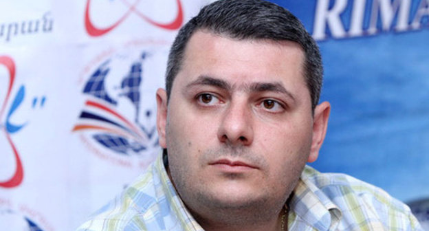 Sergey Minasyan, the Deputy Director of the Caucasus Institute. Photo http://ru.aravot.am/2012/07/19/161930/ Sergey Minasyan, the Deputy Director of the Caucasus Institute. Photo http://ru.aravot.am/2012/07/19/161930/