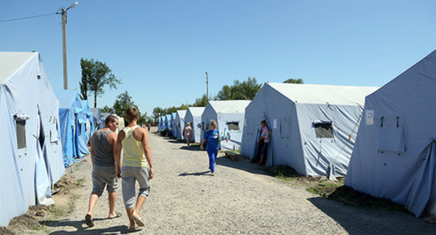 A camp of Ukrainian refugees in Gukovo, Rostov Region. Photo by Oleg Pchelov for the "Caucasian Knot" A camp of Ukrainian refugees in Gukovo, Rostov Region. Photo by Oleg Pchelov for the "Caucasian Knot"