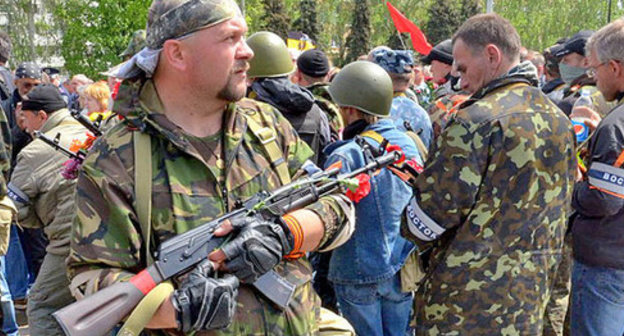 Serviceman of battalion ‘Vostok’, Donetsk. Photo by Andrei Butko, http://ru.wikipedia.org Serviceman of battalion ‘Vostok’, Donetsk. Photo by Andrei Butko, http://ru.wikipedia.org
