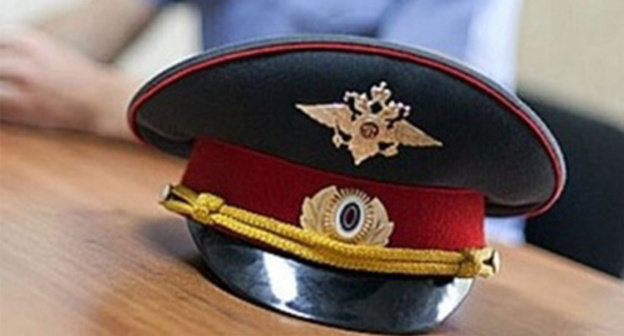 Policeman cap. Megatyumen, http://news.megatyumen.ru/media/sorl/e8/41/e84176b597243dceb18415ba3a5e0b2c.jpg Policeman cap. Megatyumen, http://news.megatyumen.ru/media/sorl/e8/41/e84176b597243dceb18415ba3a5e0b2c.jpg