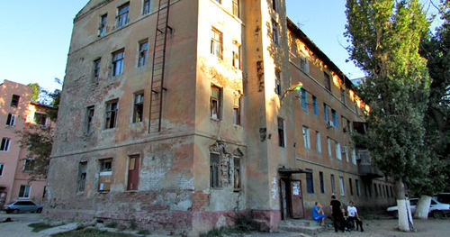 House No. 20 in Zholudeva Street, Volgograd, September 2014. Photo by Vyachaslav Yaschenko for the ‘Caucasian Knot’. House No. 20 in Zholudeva Street, Volgograd, September 2014. Photo by Vyachaslav Yaschenko for the ‘Caucasian Knot’.