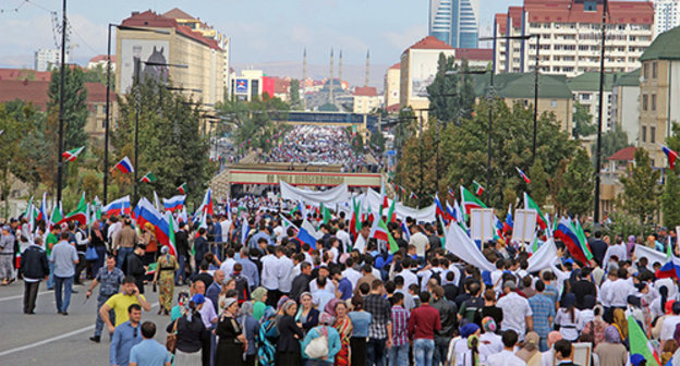 March in central streets of Grozny, September 6, 2014. Photo by Magomed Magomedov for the ‘Caucasian Knot’. March in central streets of Grozny, September 6, 2014. Photo by Magomed Magomedov for the ‘Caucasian Knot’.