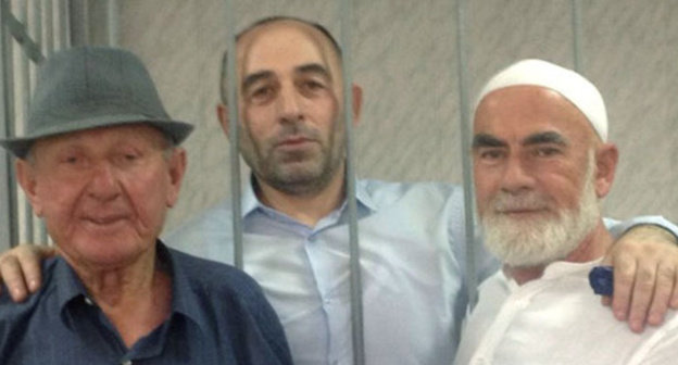 Kurman-Ali Baichorov (in the centre) in the courtroom. Stavropol Region, September 8, 2014. Photo by Kheda Saratova Kurman-Ali Baichorov (in the centre) in the courtroom. Stavropol Region, September 8, 2014. Photo by Kheda Saratova