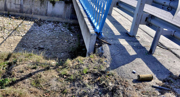 Explosive device detected on the ‘Kavkaz’ highway, Kabardino-Balkaria, September 15, 2014. Photo: http://nac.gov.ru Explosive device detected on the ‘Kavkaz’ highway, Kabardino-Balkaria, September 15, 2014. Photo: http://nac.gov.ru