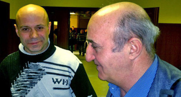 Dmitry Pavlyuchenkov (on the left) and Karen Nersisyan. Moscow, December 14, 2012. Photo by the ‘Caucasian Knot’ correspondent. Dmitry Pavlyuchenkov (on the left) and Karen Nersisyan. Moscow, December 14, 2012. Photo by the ‘Caucasian Knot’ correspondent.
