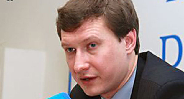 Stanislav Markelov. Phptp: Pravo.Ru, http://pravo.ru/news/view/33152/ Stanislav Markelov. Phptp: Pravo.Ru, http://pravo.ru/news/view/33152/