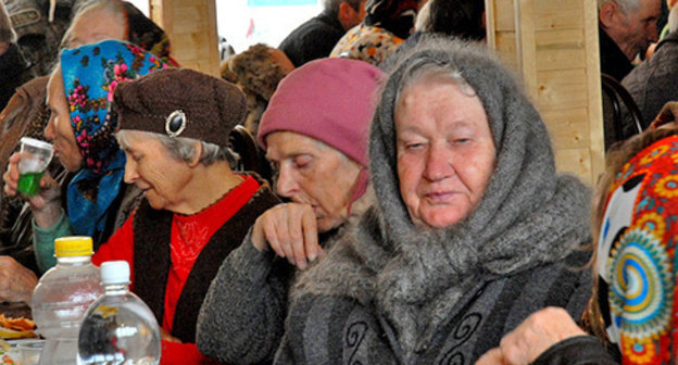 Charity dinner organized within the project "Let's help the Russian-speaking elders in the Caucasus". Grozny, February 15, 2013. Photo by Yulia Orlova, http://planeta.ru/campaigns/8584 Charity dinner organized within the project "Let's help the Russian-speaking elders in the Caucasus". Grozny, February 15, 2013. Photo by Yulia Orlova, http://planeta.ru/campaigns/8584