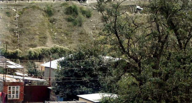 The settlement of Vremenny cordoned off by law enforcers. The Untsukul District of Dagestan, September 24, 2014. Photo by an eyewitness The settlement of Vremenny cordoned off by law enforcers. The Untsukul District of Dagestan, September 24, 2014. Photo by an eyewitness