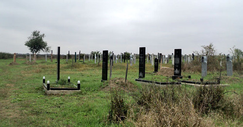 Cemetery in the village of Psykhurei of the Baksan District where the suspected militants arranged a dug-out. KBR, October 8, 2014. Photo by Lyudmila Maratova for the "Caucasian Knot" Cemetery in the village of Psykhurei of the Baksan District where the suspected militants arranged a dug-out. KBR, October 8, 2014. Photo by Lyudmila Maratova for the "Caucasian Knot"