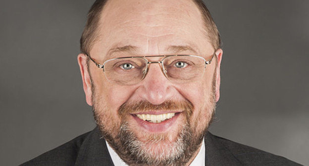 Martin Schulz, the EP President. Photo AG Gymnasium Melle, https://ru.wikipedia.org/wiki/%D0%A8%D1%83%D0%BB%D1%8C%D1%86,_%D0%9C%D0%B0%D1%80%D1%82%D0%B8%D0%BD#mediaviewer/File:Schulz,_Martin-2047.jpg Martin Schulz, the EP President. Photo AG Gymnasium Melle, https://ru.wikipedia.org/wiki/%D0%A8%D1%83%D0%BB%D1%8C%D1%86,_%D0%9C%D0%B0%D1%80%D1%82%D0%B8%D0%BD#mediaviewer/File:Schulz,_Martin-2047.jpg