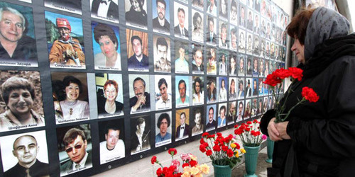 Wall with the photos of the victims in the Theatre Centre in Dubrovka. Moscow, October 23, 2014. Photo: Ivan Trefilov (RFE/RL) Wall with the photos of the victims in the Theatre Centre in Dubrovka. Moscow, October 23, 2014. Photo: Ivan Trefilov (RFE/RL)
