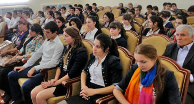 DSPU students. Photo: the official site of the Dagestani State Pedagogical University http://ru.dgpu.net/ DSPU students. Photo: the official site of the Dagestani State Pedagogical University http://ru.dgpu.net/