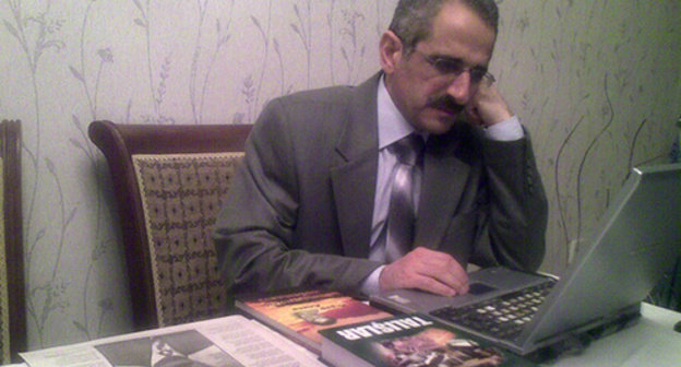 Hilal Mamedov. Photo by Ramin Ekramini http://www.talish.info/news/pochemu_iran_ne_zashhitil_novruzali_mamedova/2010-01-23-899 Hilal Mamedov. Photo by Ramin Ekramini http://www.talish.info/news/pochemu_iran_ne_zashhitil_novruzali_mamedova/2010-01-23-899