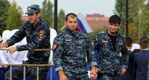 Law enforcement officers in Grozny. Photo by Magomed Magomedov for the ‘Caucasian Knot’. Law enforcement officers in Grozny. Photo by Magomed Magomedov for the ‘Caucasian Knot’.