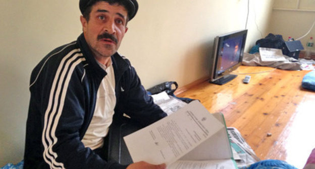 Hunger-striker Gaji Aliev. Makhachkala, November 2014. Photo by Patimat Makhmudova for the ‘Caucasian Knot’. Hunger-striker Gaji Aliev. Makhachkala, November 2014. Photo by Patimat Makhmudova for the ‘Caucasian Knot’.