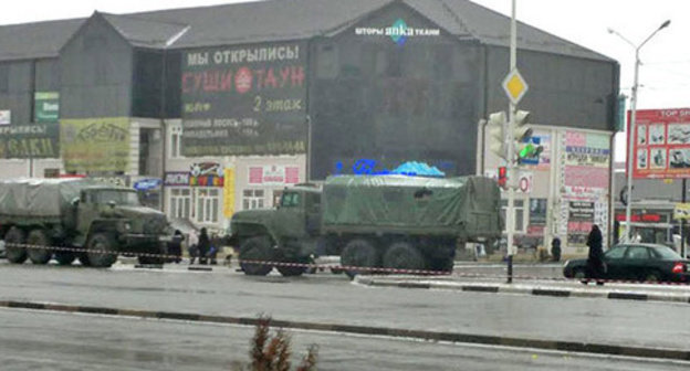 Trucks of law enforcers in the streets of Grozny. Photo by Magomed Magomedov for the ‘Caucasian Knot’. Trucks of law enforcers in the streets of Grozny. Photo by Magomed Magomedov for the ‘Caucasian Knot’.