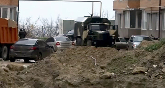 Counter-terrorist operation in Dagestan. Photo: http://nac.gov.ru/nakmessage/2014/11/22/v-dagestanskom-derbente-v-khode-kto-neitralizovany-glavar-suleiman-stalskoi-ba.html Counter-terrorist operation in Dagestan. Photo: http://nac.gov.ru/nakmessage/2014/11/22/v-dagestanskom-derbente-v-khode-kto-neitralizovany-glavar-suleiman-stalskoi-ba.html