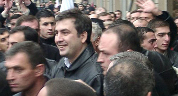 Mikhail Saakashvili (in the centre). Photo: Zaraza - Zaraza https://ru.wikipedia.org Mikhail Saakashvili (in the centre). Photo: Zaraza - Zaraza https://ru.wikipedia.org