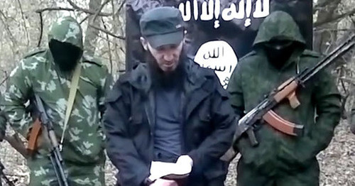 Suleiman Zailanabidov (in the centre). Screenshot from the video posted by Suleiman Amir, www.youtube.com Suleiman Zailanabidov (in the centre). Screenshot from the video posted by Suleiman Amir, www.youtube.com