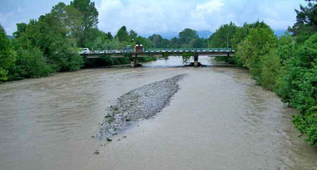 The Psou River. Photo: elephantr http://www.flickr.com/photos/elephantr/154993685/ The Psou River. Photo: elephantr http://www.flickr.com/photos/elephantr/154993685/