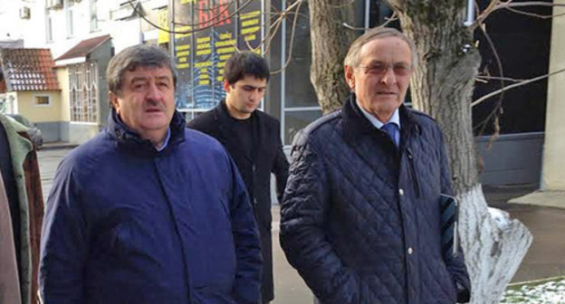 Musaev (to the left) and Magomed Gushakaev (to the right), the advocates of the Kislovodsk Imam Kurman-Ali Baichorov. Photo by Magomed Magomedov for the "Caucasian Knot" Musaev (to the left) and Magomed Gushakaev (to the right), the advocates of the Kislovodsk Imam Kurman-Ali Baichorov. Photo by Magomed Magomedov for the "Caucasian Knot"