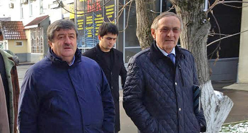 Musaev (to the left) and Magomed Gushakaev (to the right), the advocates of the Kislovodsk Imam Kurman-Ali Baichorov. Photo by Magomed Magomedov for the "Caucasian Knot" Musaev (to the left) and Magomed Gushakaev (to the right), the advocates of the Kislovodsk Imam Kurman-Ali Baichorov. Photo by Magomed Magomedov for the "Caucasian Knot"