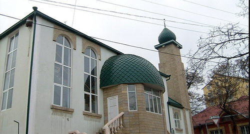 The mosque named after Saifulla-qadi Bashlarov (Makhachkala, Russia, Dagestan). Photo: http://islamcenter.ru/?item=495#prettyPhoto The mosque named after Saifulla-qadi Bashlarov (Makhachkala, Russia, Dagestan). Photo: http://islamcenter.ru/?item=495#prettyPhoto