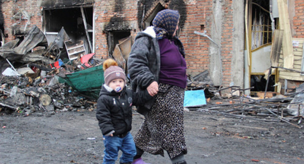 The territory of the market "Berkat" after the fire, Grozny, December 5, 2014. Photo by Magomed Magomedov for the "Caucasian Knot" The territory of the market "Berkat" after the fire, Grozny, December 5, 2014. Photo by Magomed Magomedov for the "Caucasian Knot"