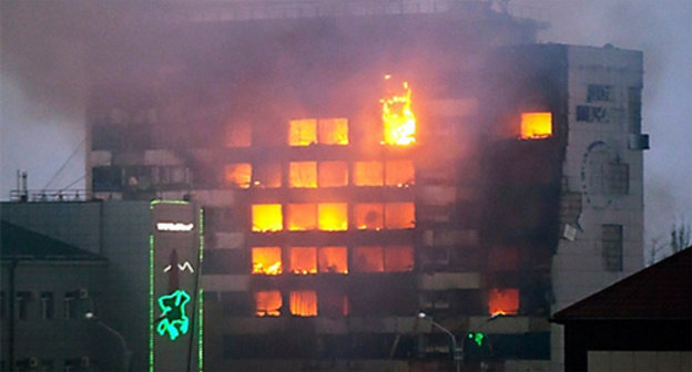 Counterterrorist operation at the House of Press in Grozny. Photo: http://nac.gov.ru/nakmessage/2014/12/05/blokirovannye-v-zdanii-doma-pechati-boeviki-neitralizovany.html Counterterrorist operation at the House of Press in Grozny. Photo: http://nac.gov.ru/nakmessage/2014/12/05/blokirovannye-v-zdanii-doma-pechati-boeviki-neitralizovany.html