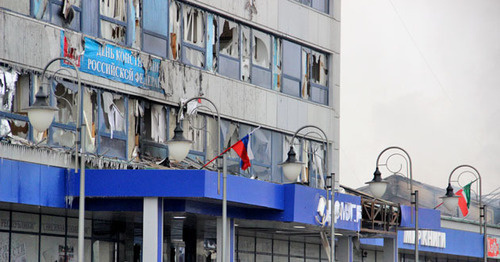 House of Press after the militants’ attack on Grozny, December 4, 2014. Photo by Magomed Magomedov for the ‘Caucasian Knot’. House of Press after the militants’ attack on Grozny, December 4, 2014. Photo by Magomed Magomedov for the ‘Caucasian Knot’.