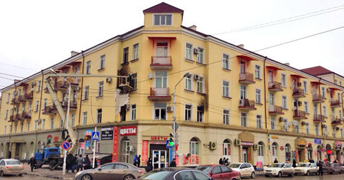 The building where the office of the Joint Mobile Group of the Committee against Torture (CaT) is located, after the fire. Grozny, December 154, 2014. Photo by Akhmed Aldebirov for the "Caucasian Knot" The building where the office of the Joint Mobile Group of the Committee against Torture (CaT) is located, after the fire. Grozny, December 154, 2014. Photo by Akhmed Aldebirov for the "Caucasian Knot"
